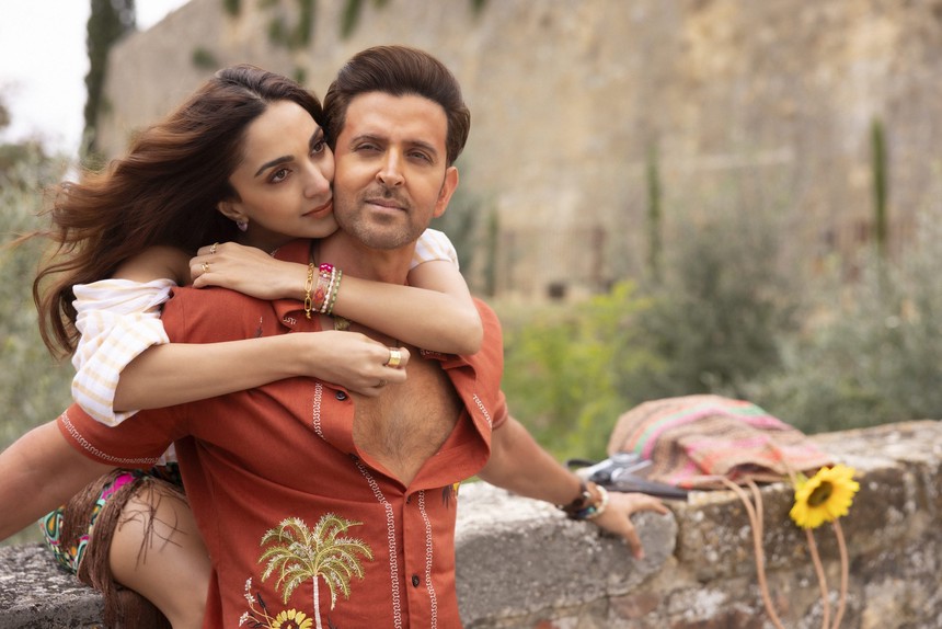 Hrithik and Kiara’s Spark Ignites in Aavan Jaavan War 2’s First Romantic Song Is Pure Magic