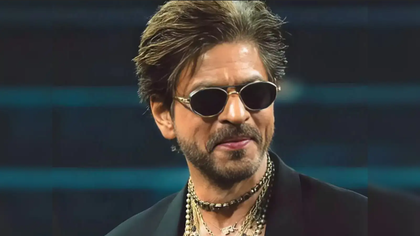 SHAH RUKH KHAN WINS FIRST NATIONAL AWARD, FAMILY CELEBRATES THE HISTORIC MOMENT