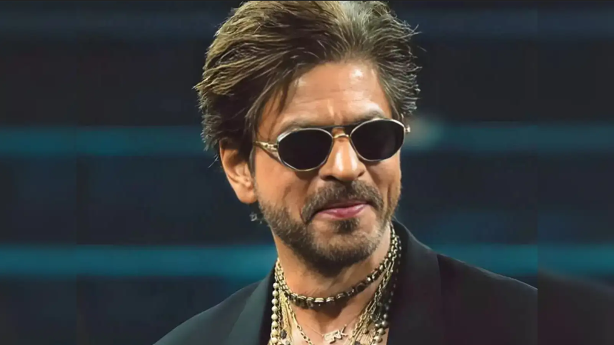 SHAH RUKH KHAN WINS FIRST NATIONAL AWARD, FAMILY CELEBRATES THE HISTORIC MOMENT