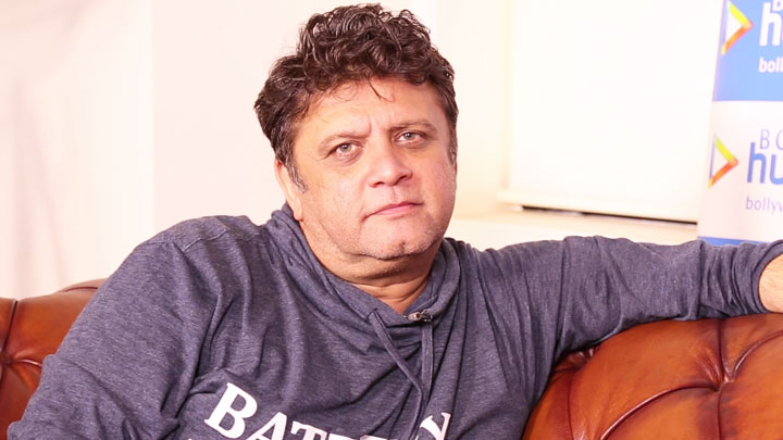 RAHUL DHOLAKIA SHOT RAEES WITH SHAH RUKH KHAN WHILE HIS MOTHER WAS IN ICU