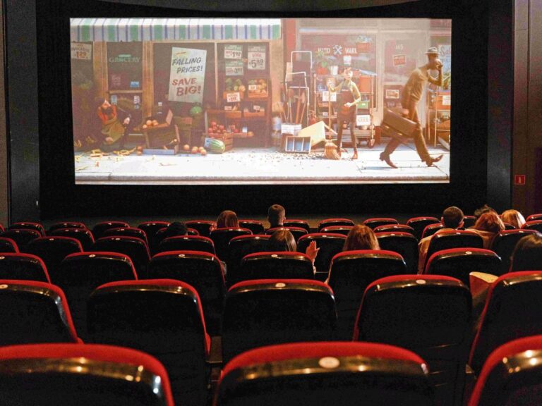 INDIA’S MOVIE THEATRE AD PROBLEM IS RUINING THE BIG SCREEN EXPERIENCE