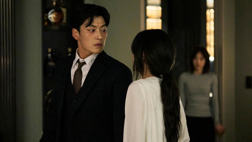 As You Stood By on Netflix Becomes Global Hit | K-Drama Trend in India | Binge Moves